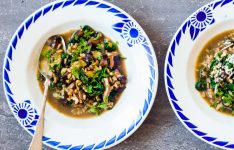 Farro, Mushroom, and Spinach Soup