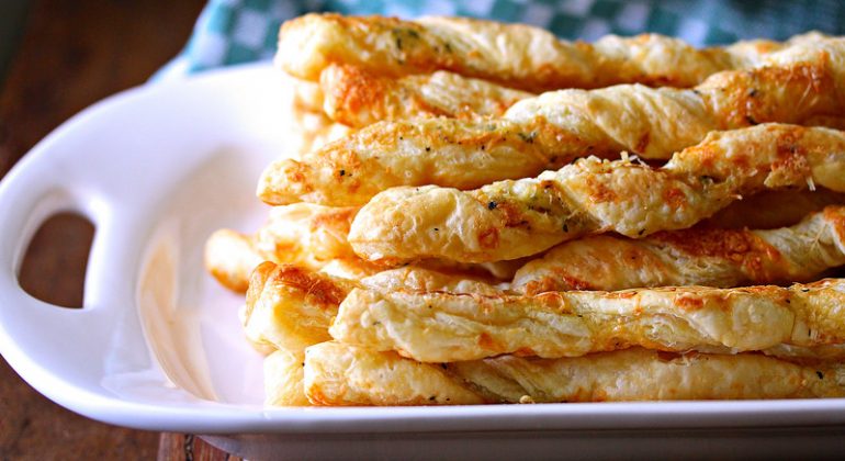 Cheese Straws with Parmesan Gruyere and Thyme