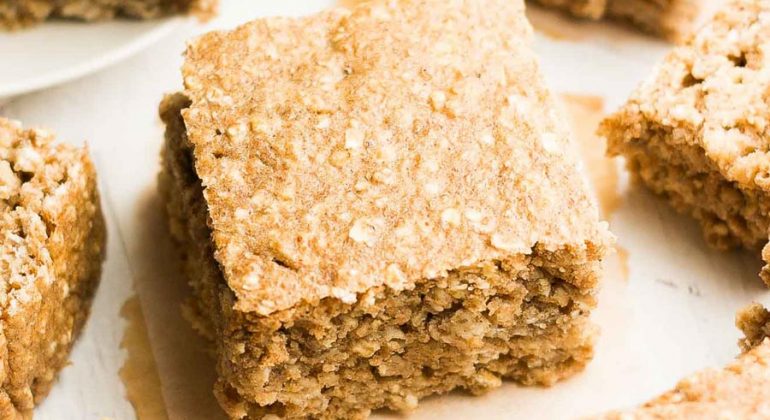 Healthy Banana Oatmeal Snack Cake