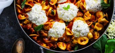 20-Minute Tortellini Skillet Lasagna