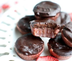 Chocolate Covered Strawberry Cups