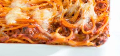 Easy Baked Spaghetti Recipe with Mozzarella