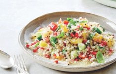 Quinoa Flakes, Flour & Seeds Salad