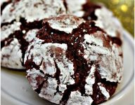 Red Velvet Crinkle Cookies