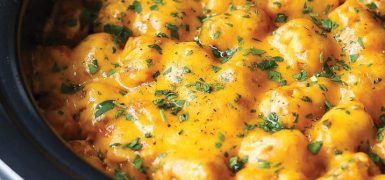 Slow Cooker Tater Tot Casserole