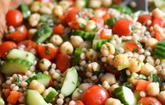 Whole Wheat Couscous and Chickpea Tabbouleh