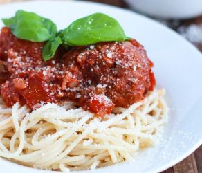 Spaghetti and Meatballs in Marinara Sauce