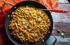 Veggie Noodle Curry Bowls