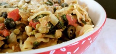Lentil & Tomato Pasta with Spinach and Olives