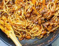 Mushroom Bolognese